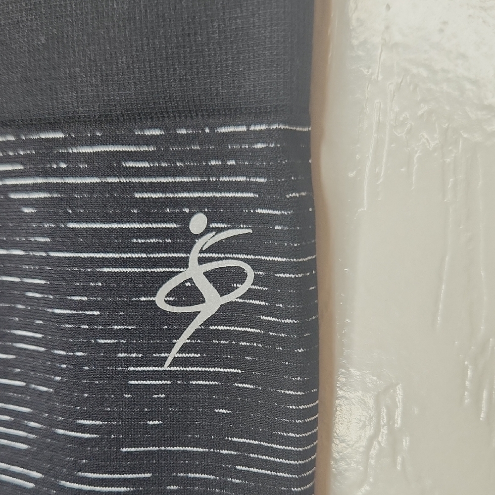 0 To 5 Women's Black White Blue Gradient Leggings Size S - Picture 4 of 9